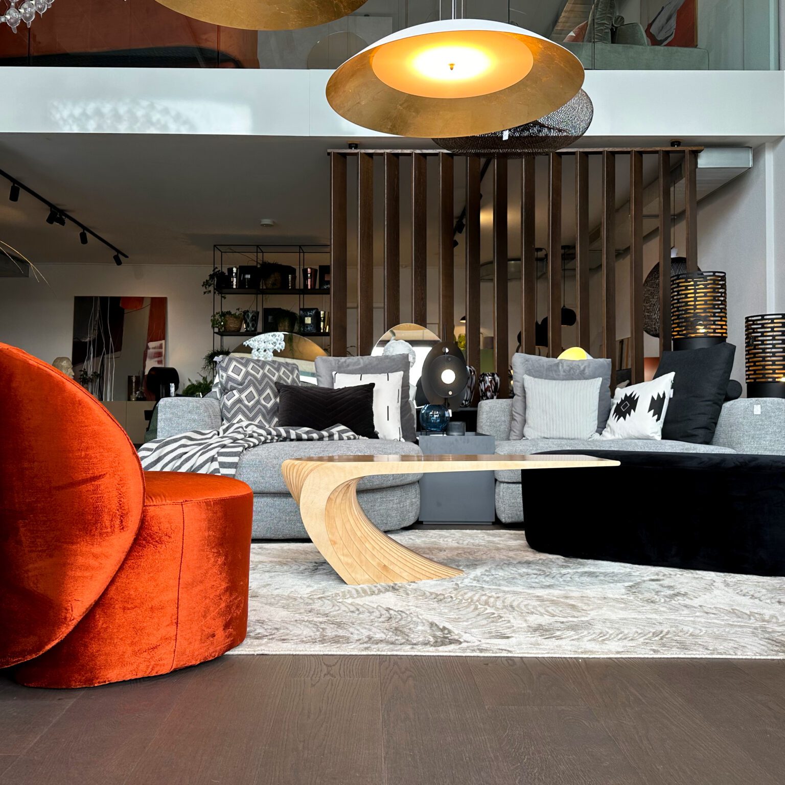 Coffee Table ? Image 4